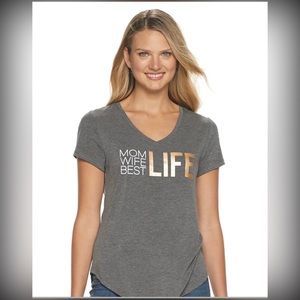 Women’s Apt. 9 Gray T Shirt.